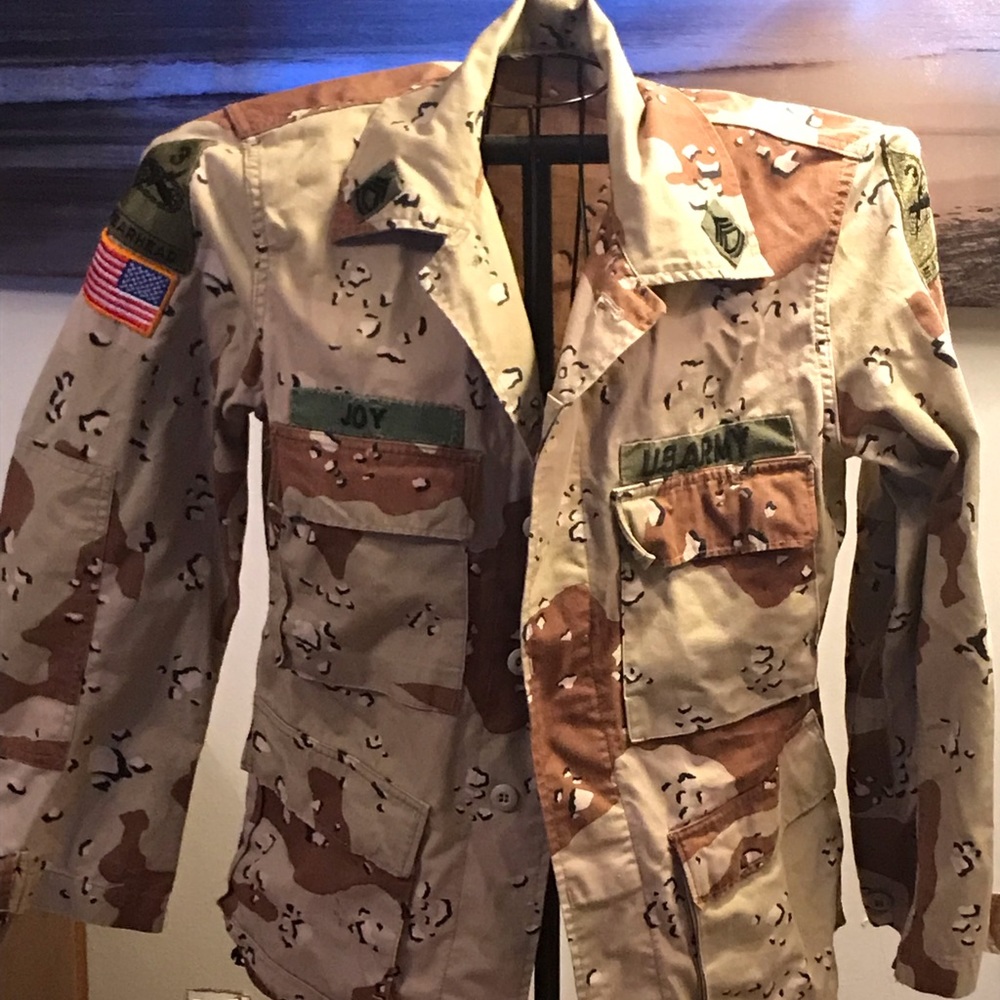 ‼️Bundle & Save‼️ US Army Desert Field Coat Small